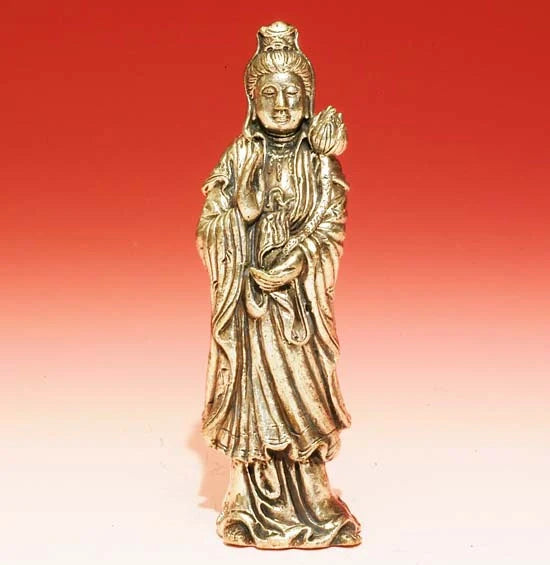 Standing Quan Yin