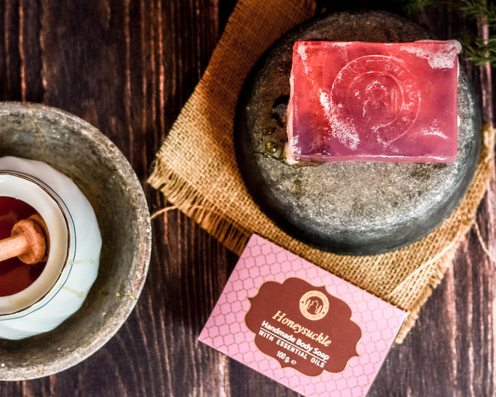 Luxury Veda Soap Honeysuckle